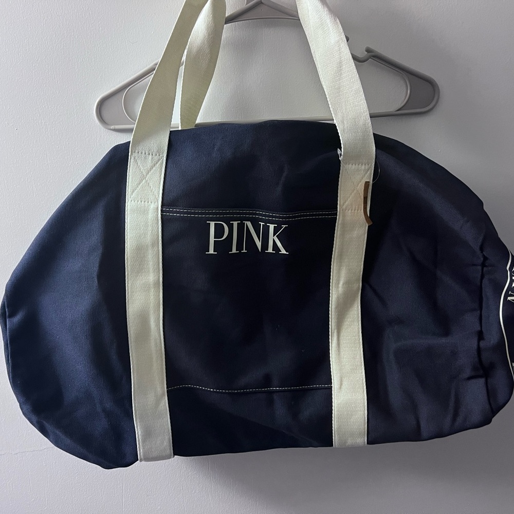 PINK duffle bag NWT